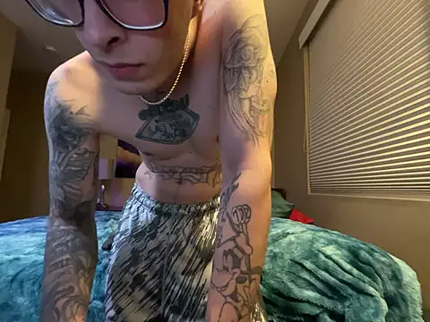 Snapshot of Bwcjoshbanks chatting on 02.10.25 Bwcjoshbanks online show from 02.10.25