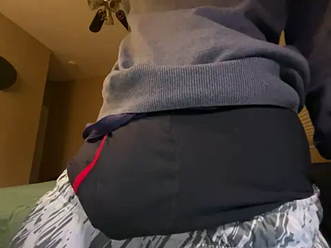 Snapshot of Bwcjoshbanks chatting on 03.17.25 Bwcjoshbanks online show from 03.17.25