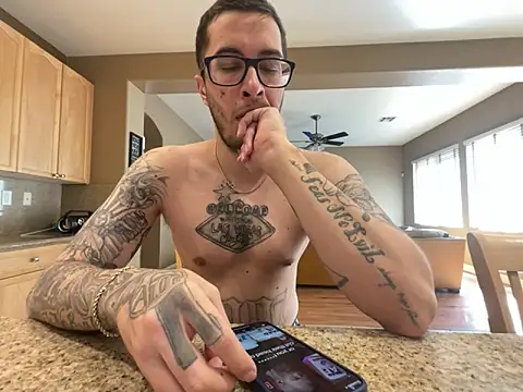 Snapshot of Bwcjoshbanks chatting on 09.12.25 Bwcjoshbanks online show from 09.12.25