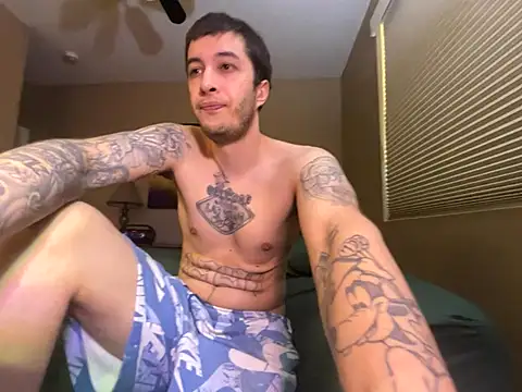 Snapshot of Bwcjoshbanks chatting on 10.28.25 Bwcjoshbanks online show from 10.28.25