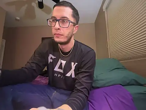 Snapshot of Bwcjoshbanks chatting on 11.22.25 Bwcjoshbanks online show from 11.22.25