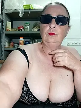 Snapshot of eroticjessitop chatting on 06.24.26 eroticjessitop online show from 06.24.26