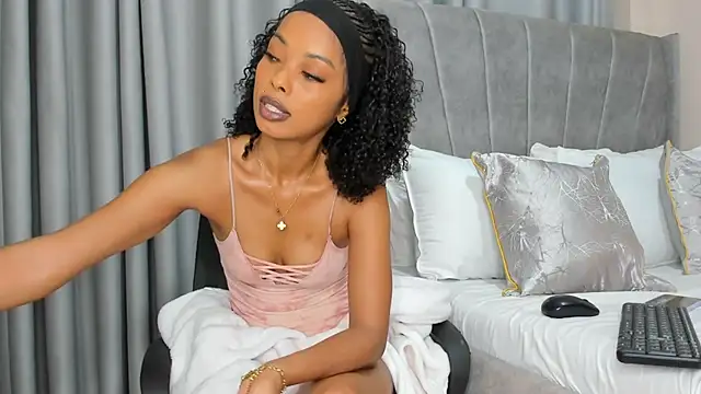 thee sexy goddess online show from 09.16.25