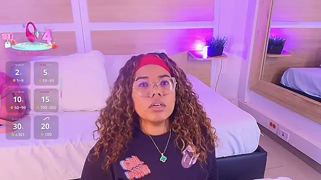  nickypurple  online show from 11.25.25