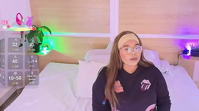  nickypurple  online show from 02.02.26