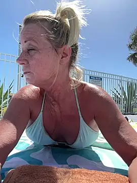 TiffaneyLove online show from 04.05.26