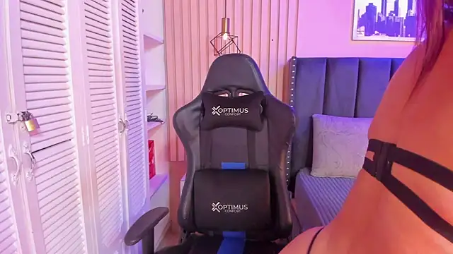 ashlye miller  online show from 01.14.25