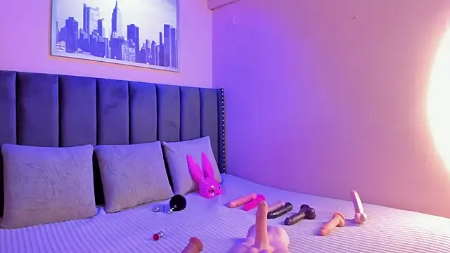 ashlye miller  online show from 01.31.25