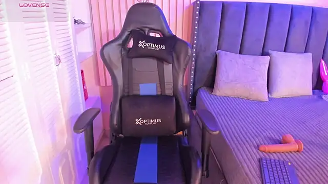 ashlye miller  online show from 02.19.25