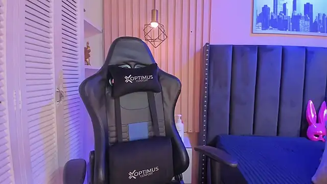 ashlye miller  online show from 10.10.25