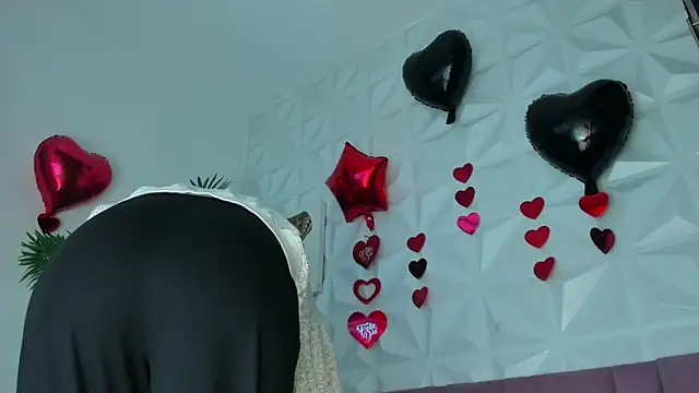 Hellen Sky online show from 03.27.26