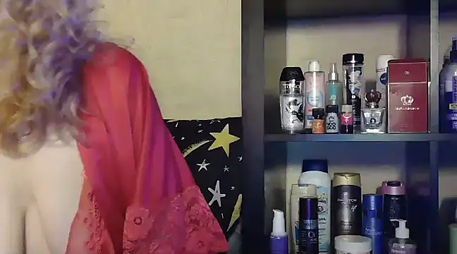 Snapshot of Natasha_Nannette chatting on 12.15.24 Natasha Nannette online show from 12.15.24