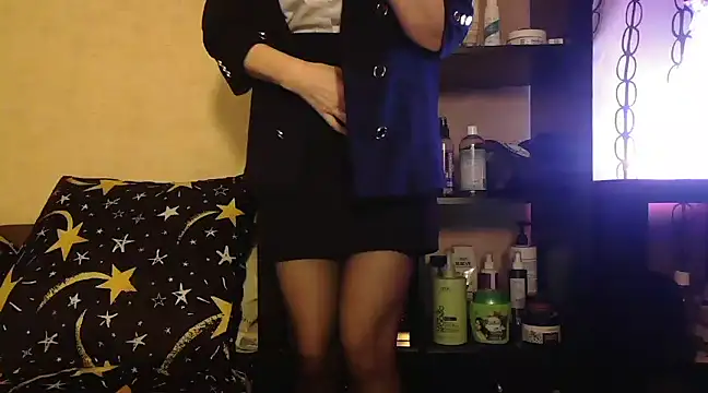 Snapshot of Natasha_Nannette chatting on 02.26.25 Natasha Nannette online show from 02.26.25