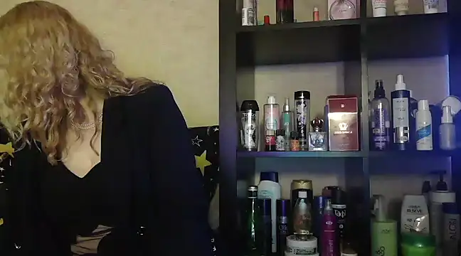 Snapshot of Natasha_Nannette chatting on 03.04.25 Natasha Nannette online show from 03.04.25