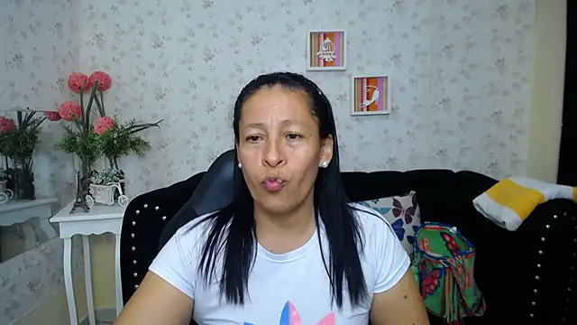 mature martina online show from 02.08.25