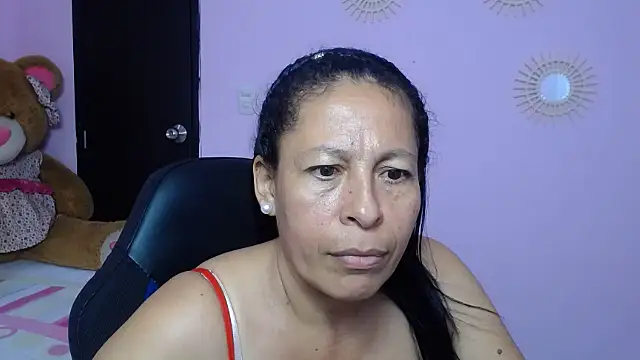 mature martina online show from 02.10.25