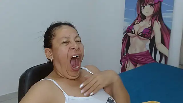 mature martina online show from 03.15.26