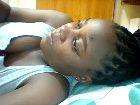 Snapshot of Alessandrajenna chatting on 02.25.25 Alessandrajenna online show from 02.25.25