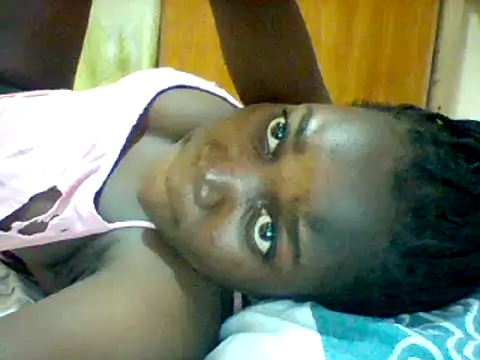 Snapshot of Alessandrajenna chatting on 03.05.25 Alessandrajenna online show from 03.05.25