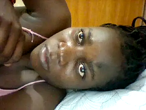 Snapshot of Alessandrajenna chatting on 03.10.25 Alessandrajenna online show from 03.10.25