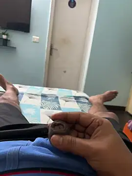 yourheroforfun online show from 04.06.26