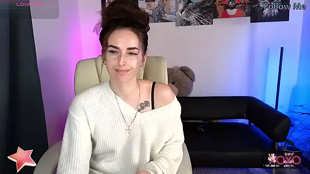 xx adrihanna xx online show from 02.18.25