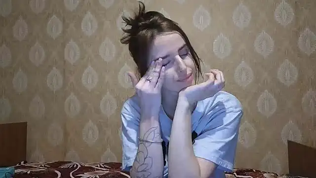 Snapshot of xx_adrihanna_xx chatting on 02.24.26 xx adrihanna xx online show from 02.24.26