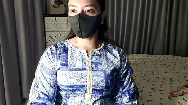 Snapshot of Sima--Roy chatting on 02.08.26 Sima--Roy online show from 02.08.26