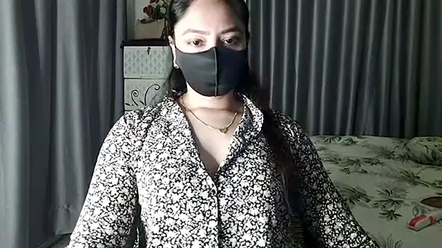 Snapshot of Sima--Roy chatting on 02.21.26 Sima--Roy online show from 02.21.26