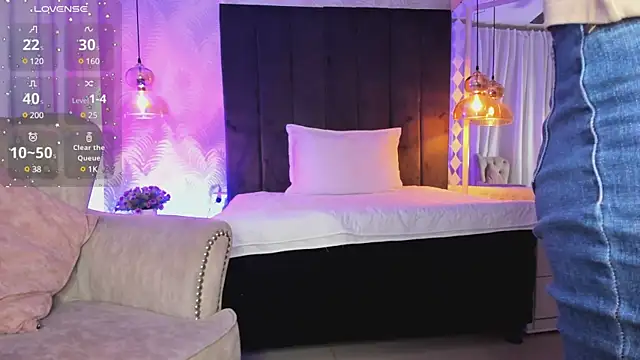 kataliina   online show from 01.13.25