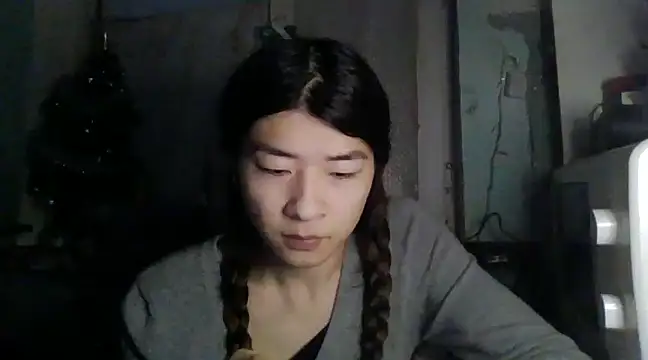 Snapshot of CarlyJoy chatting on 01.22.25 CarlyJoy online show from 01.22.25