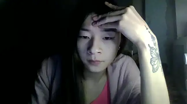 Snapshot of CarlyJoy chatting on 02.02.25 CarlyJoy online show from 02.02.25
