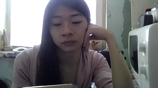 Snapshot of CarlyJoy chatting on 02.03.25 CarlyJoy online show from 02.03.25