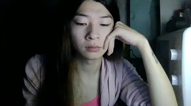 Snapshot of CarlyJoy chatting on 02.05.25 CarlyJoy online show from 02.05.25