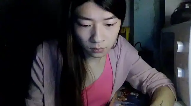 Snapshot of CarlyJoy chatting on 02.07.25 CarlyJoy online show from 02.07.25