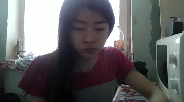 Snapshot of CarlyJoy chatting on 02.13.25 CarlyJoy online show from 02.13.25