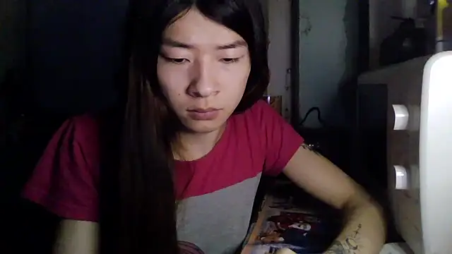Snapshot of CarlyJoy chatting on 02.14.25 CarlyJoy online show from 02.14.25