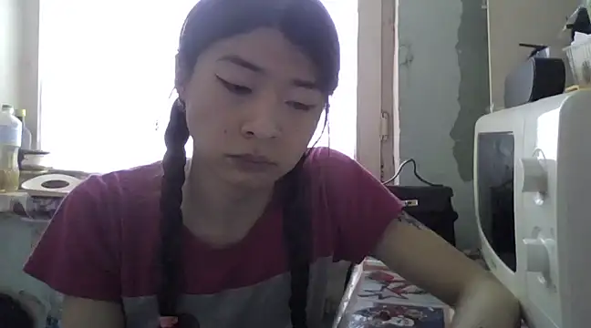 Snapshot of CarlyJoy chatting on 02.17.25 CarlyJoy online show from 02.17.25