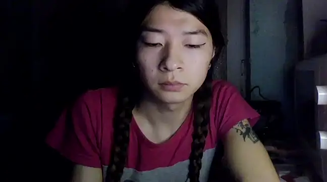 Snapshot of CarlyJoy chatting on 02.19.25 CarlyJoy online show from 02.19.25