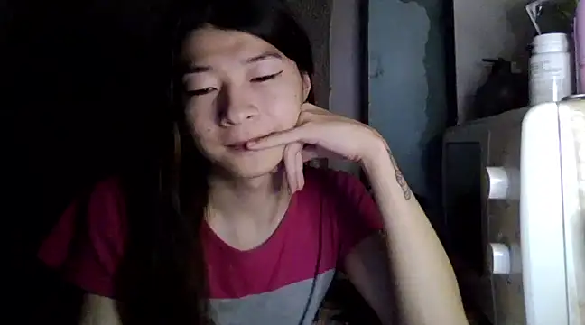 Snapshot of CarlyJoy chatting on 02.22.25 CarlyJoy online show from 02.22.25