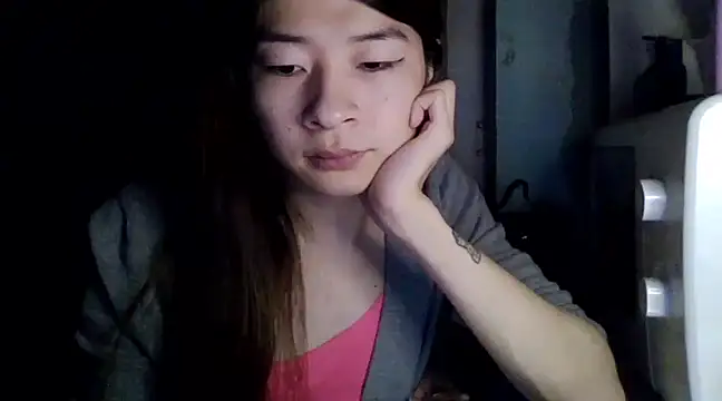Snapshot of CarlyJoy chatting on 03.06.25 CarlyJoy online show from 03.06.25
