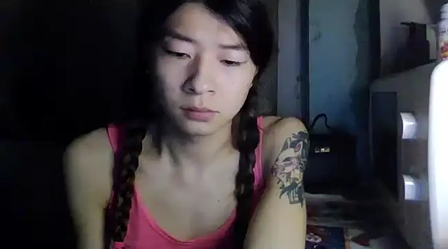 Snapshot of CarlyJoy chatting on 03.10.25 CarlyJoy online show from 03.10.25