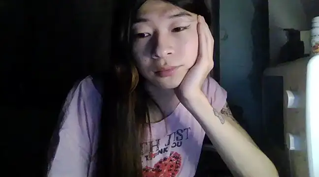 Snapshot of CarlyJoy chatting on 03.13.25 CarlyJoy online show from 03.13.25