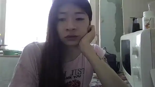 Snapshot of CarlyJoy chatting on 03.16.25 CarlyJoy online show from 03.16.25