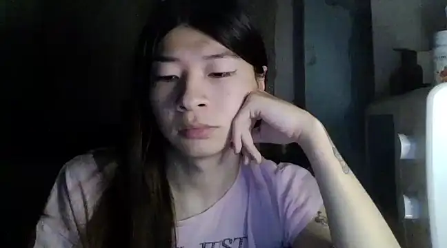 Snapshot of CarlyJoy chatting on 03.16.25 CarlyJoy online show from 03.16.25