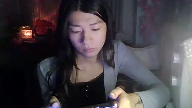 Snapshot of CarlyJoy chatting on 09.22.25 CarlyJoy online show from 09.22.25