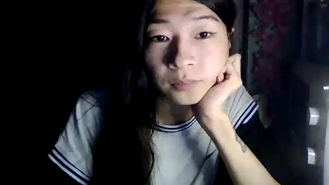Snapshot of CarlyJoy chatting on 10.06.25 CarlyJoy online show from 10.06.25
