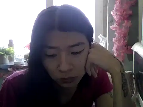 CarlyJoy online show from 10.22.25