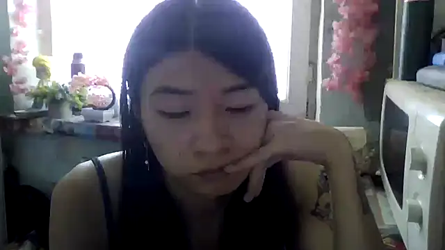 Snapshot of CarlyJoy chatting on 05.15.26 CarlyJoy online show from 05.15.26