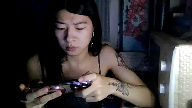 Snapshot of CarlyJoy chatting on 05.16.26 CarlyJoy online show from 05.16.26